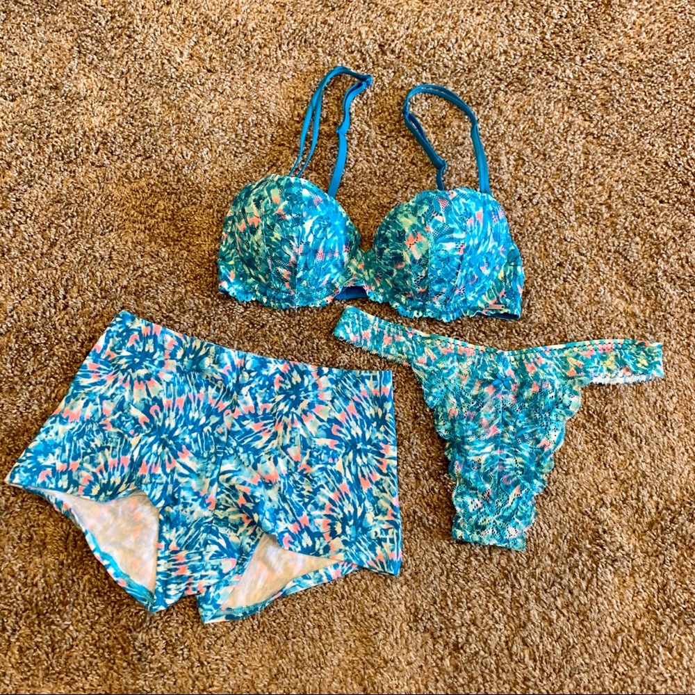 NWOT 2014 Victoria Secret Pink Tie Dye Lace Date Push Up Bra Set 32B S